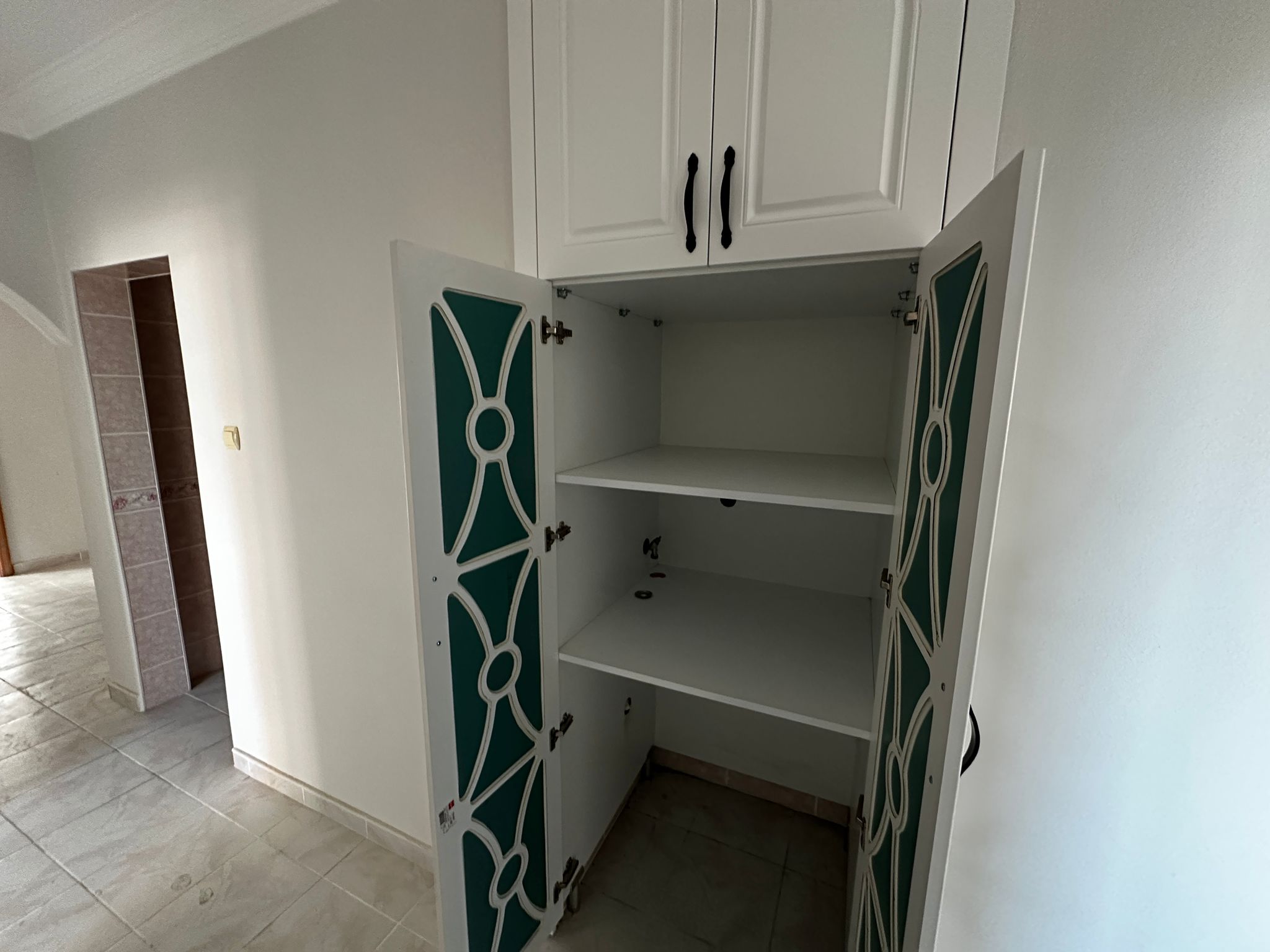 MABEL'DEN ADACIK MAHALLESİ GÜZELYURT SİTESİ 3+1 SATILIK DAİRE